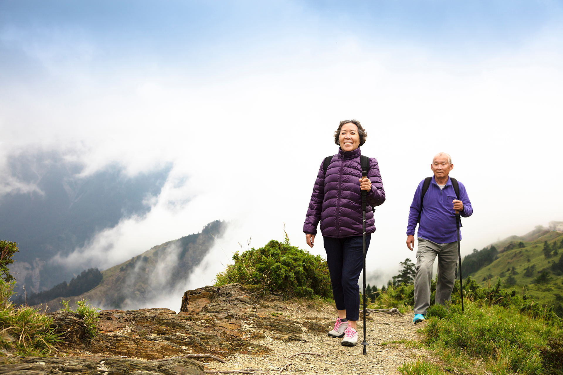 fall-prevention-helps-elderly-couple-complete-scenic-hike fall prevention helps elderly couple complete scenic hike